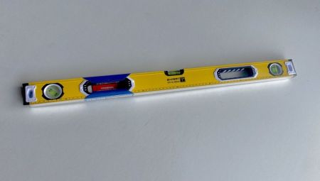 Уровень ХР-2011 цв.в асорт.80 см (30) 11585