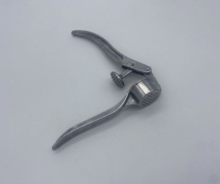 Чеснокодавка круг маленькая (150 шт)